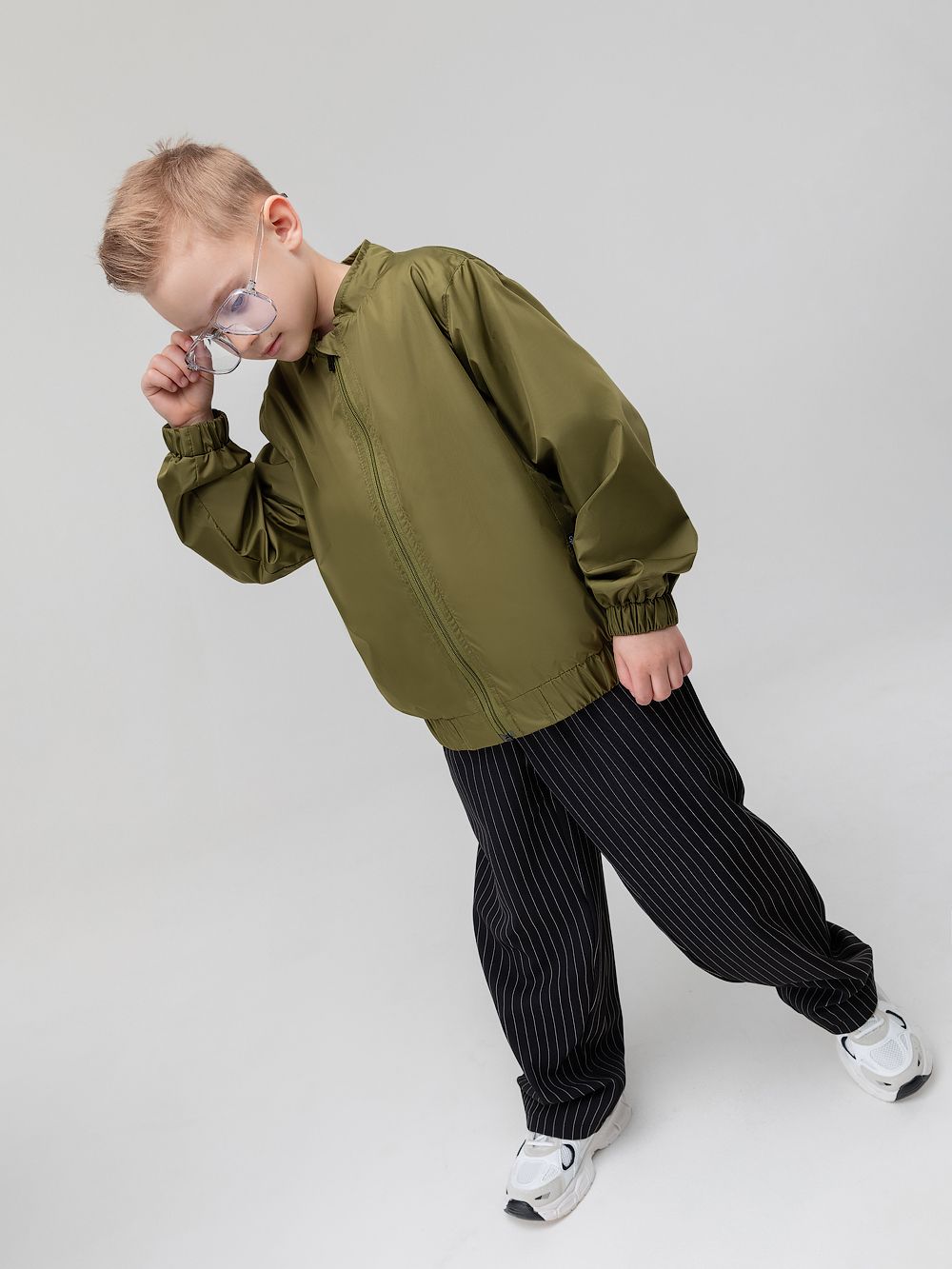 Бомбер на молнии - фото 7