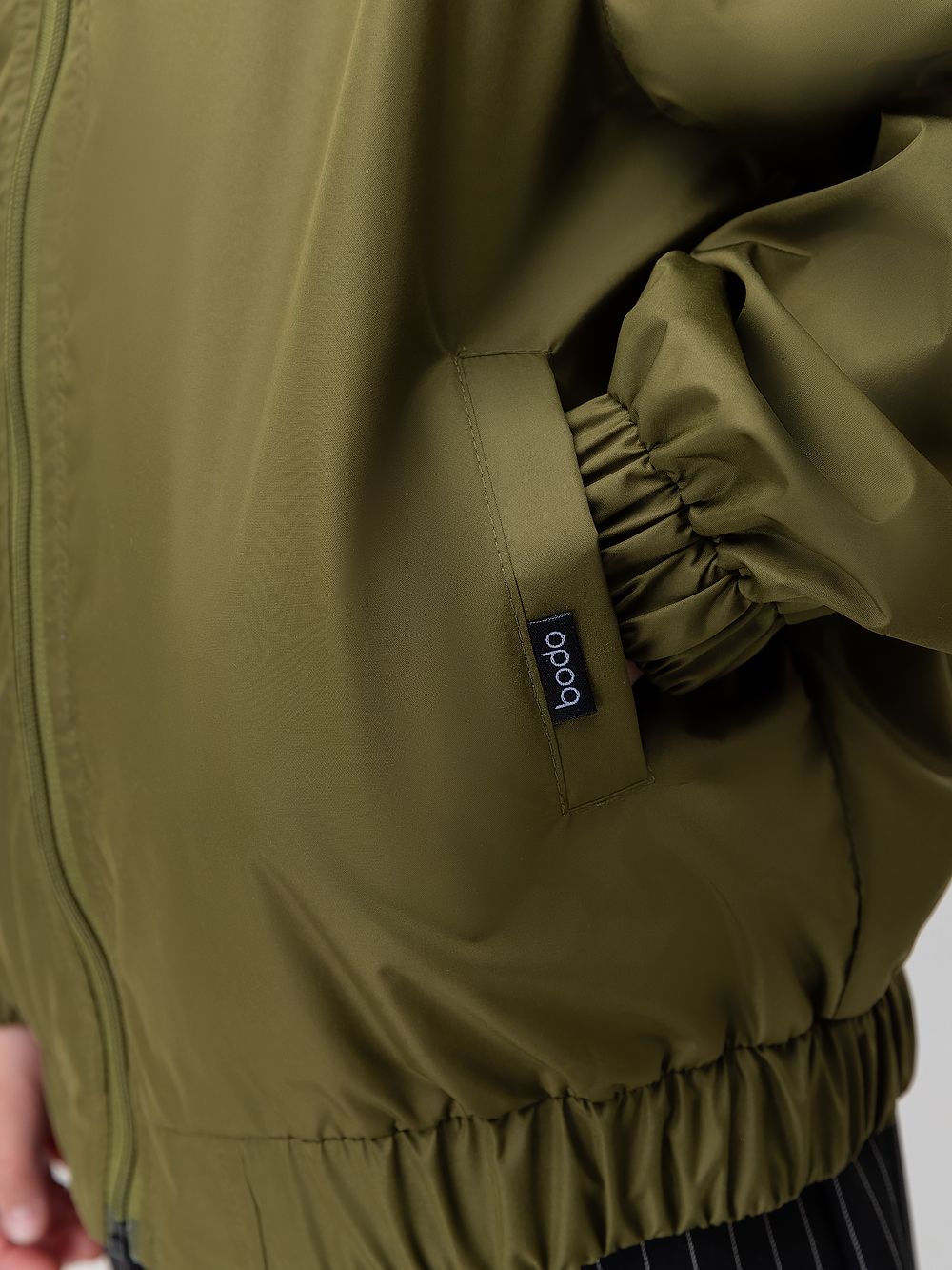 Бомбер на молнии - фото 9