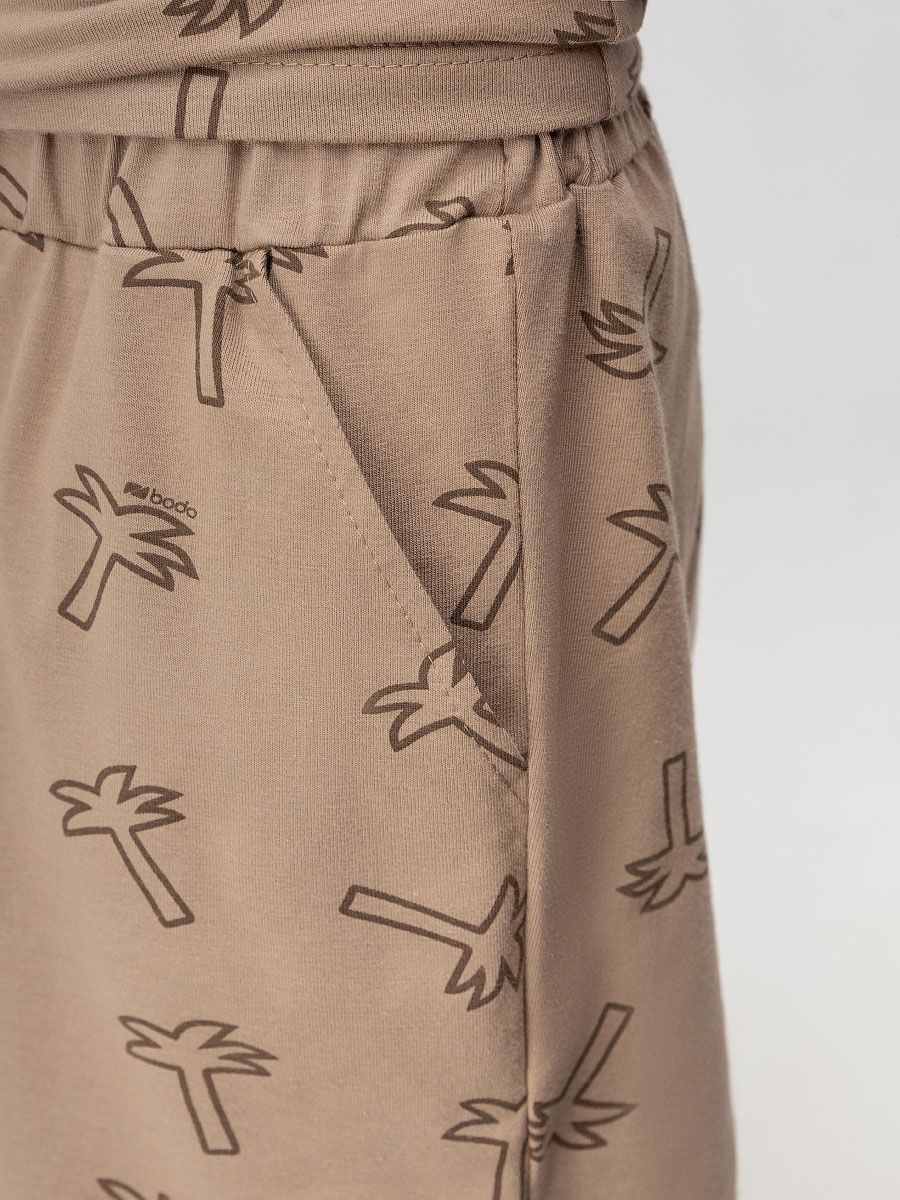 Костюм с шортами 